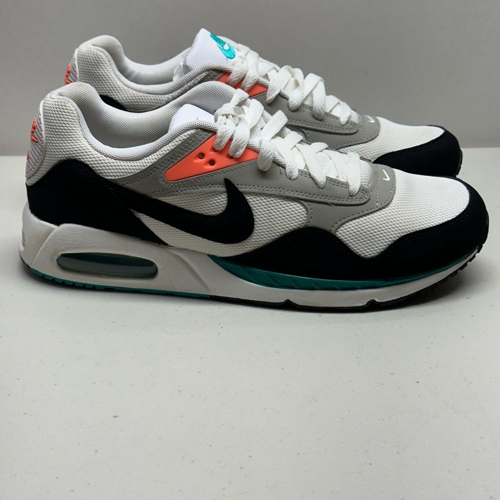 Size 11.5  - Nike Air Max Correlate White Black New Green W